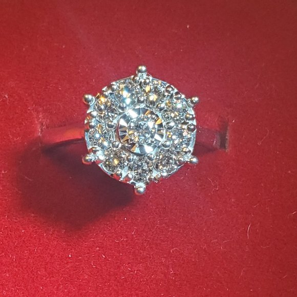 The brand new, beautiful design 14K white gold diamond ring - Picture 5 of 7